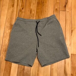 Eddie Bauer Gray Men's Gym Shorts - Size Large